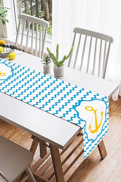 Realhomes Ψηφιακή τυπωμένη ειδική σχεδίαση Suede Runner με μοτίβο άγκυρας σε λευκό φόντο