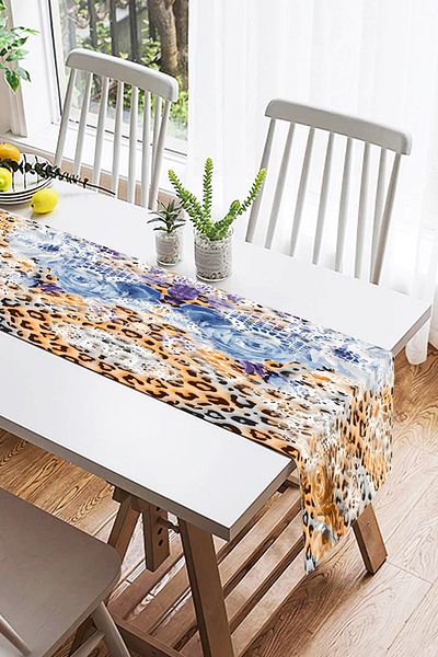 Realhomes Ψηφιακό τυπωμένο Suede Runner με Leopard Motif