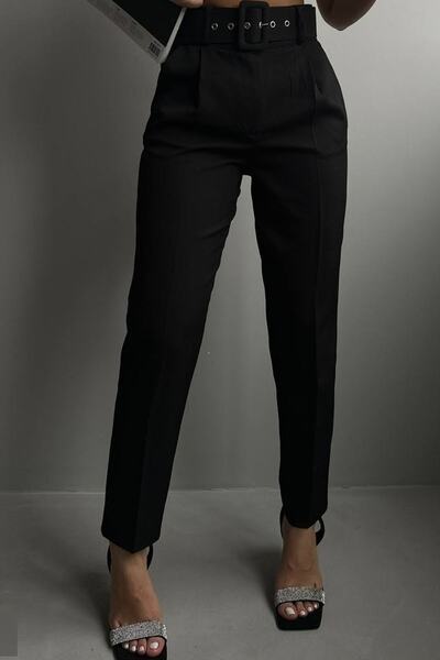 lovebox Pantaloni de damă cu centură neagră și detaliu tăiat tip morcov 23s01007