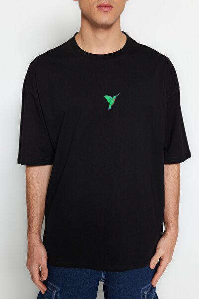 Trendyol Collection Μπλουζάκι από βαμβακερό μπλουζάκι Bird-Animal Embroidered Black Oversize - TMNSS23TS00244