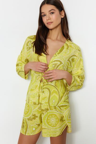 Trendyol Collection Πολύχρωμο Σετ Πιτζάμες Ethnic/Bohemian με Σορτς Βισκόζης με Κορδόνια/Φιόγκο THMSS23PT00165