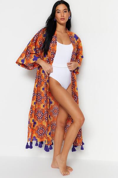 Trendyol Collection Ethnisch gemusterter Strand-Kimono und Kaftan mit Gürtel – 100 % Baumwolle TBESS20KM0018