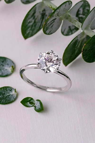 Crystal Diamond Zirconia Kadın 0.75 Karat Tektaş Yüzük