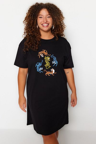 Trendyol Curve Black Crew Neck Leopard Printed 100% bavlna Pletené Tričkové šaty veľkej veľkosti Tbbss23Ah00163
