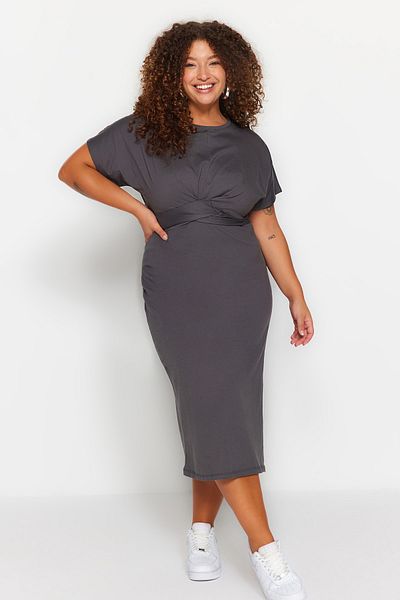 Trendyol Curve Große Größen in Kleid - Grau - Jerseykleid