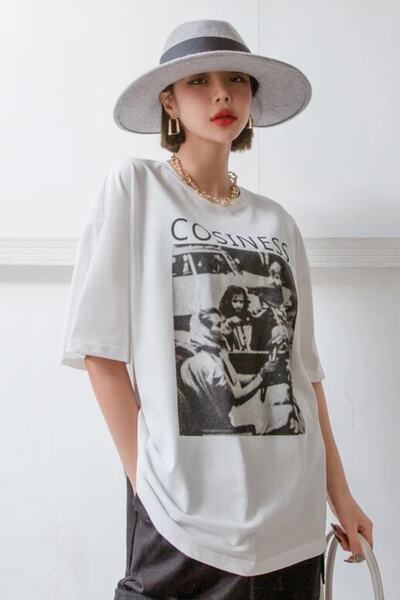 MODAGEN Women's White Cosiness Printed Oversize T-shirt