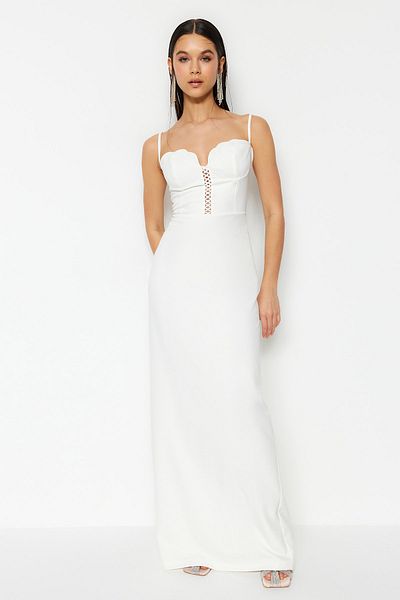 Trendyol Collection Ecru Body-Sitting Lined Woven Wedding/Nikah Long Evening Dress TPRSS23AE00115