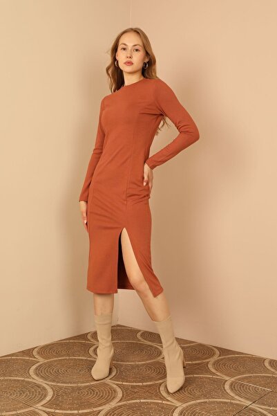 Kaktüs Moda فستان نسائي من القماش المحبوك بطول الركبة وقصة ضيقة ومفصلة