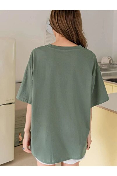 MOONBULL Χακί μπλουζάκι Oversize Holiday 1961