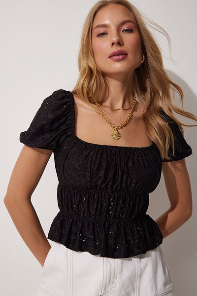 Happiness İstanbul Women's Black Carmen Collar Scallop Effect Viscose Blouse CI00073