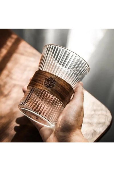 KÜÇÜK EW Heat Resistant Borosilicate Origami Shaped Cup with Wooden Detail | Coffee And Presentation Glass