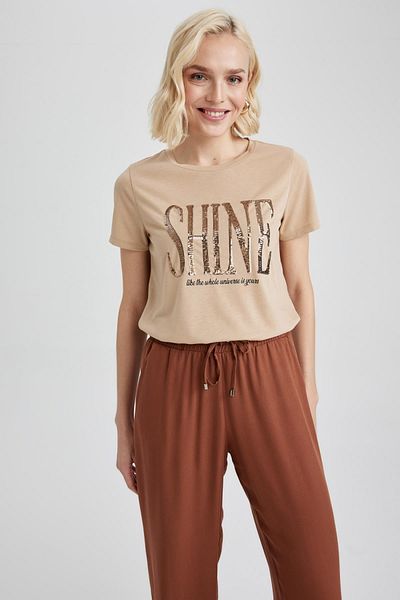 DeFacto Tricou cu mânecă scurtă imprimat cu decolteu roșu, cu formă normală A4189ax23sm