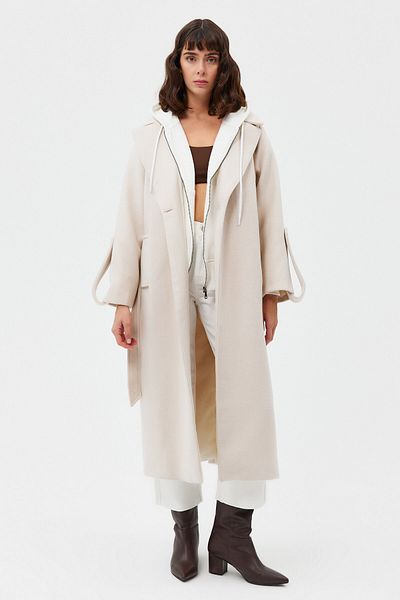 Açelya Okcu Oversize Reglan Sleeve Wide Collar Premium Wool Coat