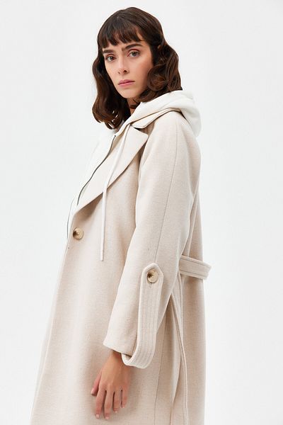 Açelya Okcu Oversize Reglan Sleeve Wide Collar Premium Wool Coat