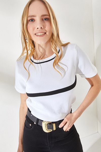 Olalook Weiß gestreifte Strickbluse mit Rundhalsausschnitt für Damen BLZ-19002209