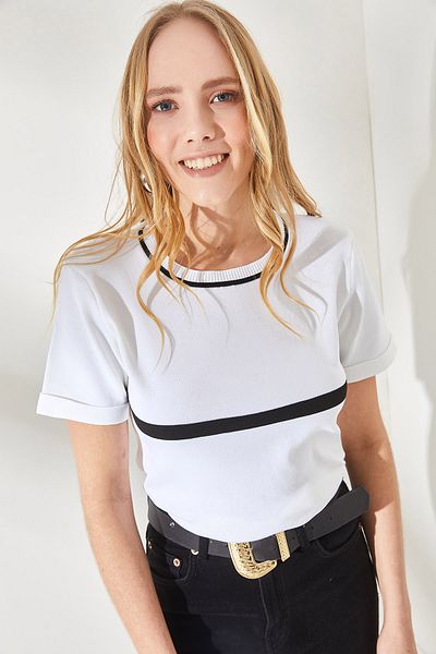 Olalook Weiß gestreifte Strickbluse mit Rundhalsausschnitt für Damen BLZ-19002209