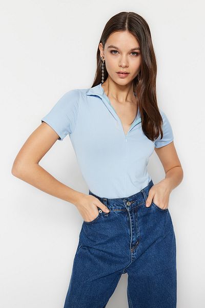 Trendyol Collection Trup tricotat cu fermoar albastru, cu fermoar, cu mânecă scurtă, cu fermoar TWOAW21BD0009