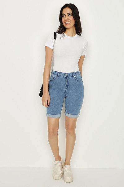 Select Moda Women's Blue Folded Jeans Shorts