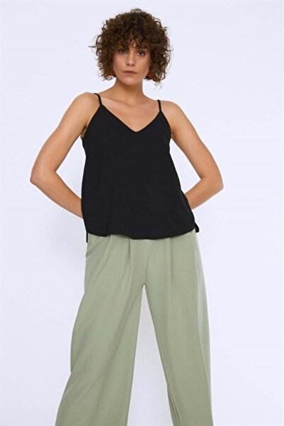 Quzu Μπλούζα με λουράκι V-λαιμόκοψη Μαύρη