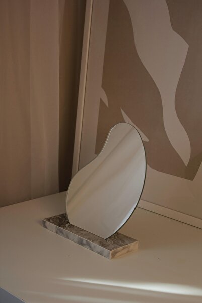 FNC CONCEPT Makyaj Aynası Asimetrik Masa Aynası Mermer Dekoratif Selfie Aynası Ev Dekorasyon 20x25 cm