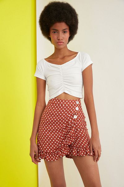 Kolekcia Trendyol Dlaždice Polka Dot Woven Shorts Sukňa TWOSS21SR0472