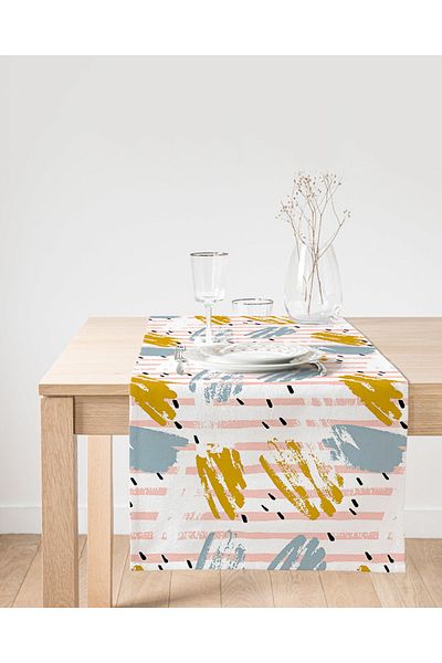 Realhomes Suede Runner με ακουαρέλα ροζ πλαϊνή γραμμή μοτίβο σε λευκό φόντο