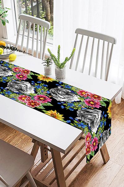 Realhomes Leopard și flori pe fundal negru Design special Suede Runner