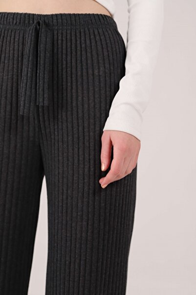 daria Dámská zakouřená košilka s širokými žebrovanými kalhotami