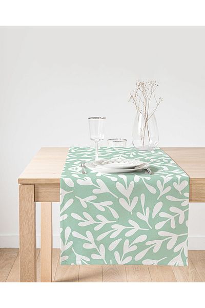Realhomes Ψηφιακό τυπωμένο Suede Runner με Mind Green Backdrop Leaf Motif