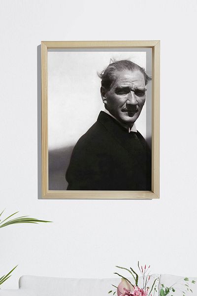 Dekor Loft Pictură Ataturk cu cadru din lemn de pin 33x44 cm