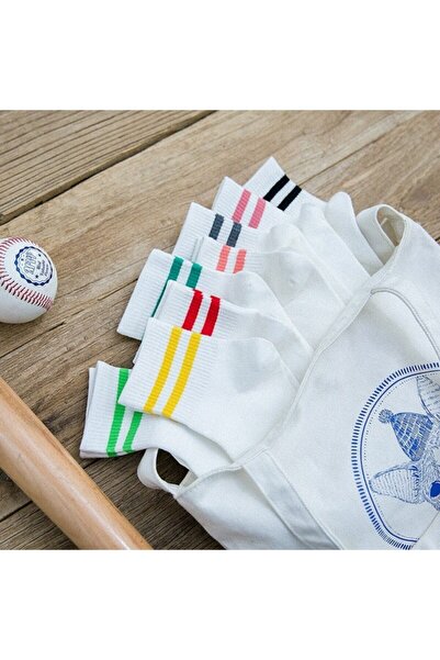 çorapmanya 8 Çift Kadın Siyah Beyaz Ay Yıldız Desenli Kolej Tenis Çorap