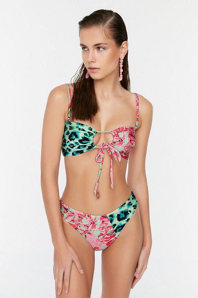 Trendyol Collection Kolorowy dół od bikini w panterkę TBESS22BA0315