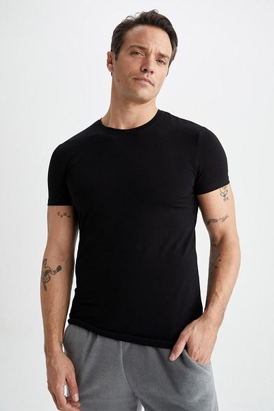 DeFacto Slim Fit Crew Neck Basic κοντομάνικο εσώρουχο