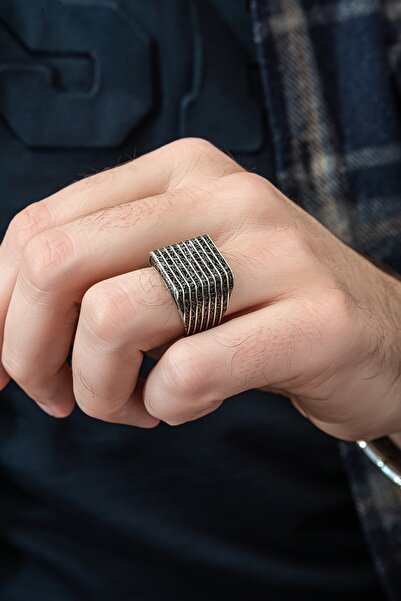 ALYANSEVİM Çizgi Desenli Taşsız 925 Gümüş Erkek Yüzük