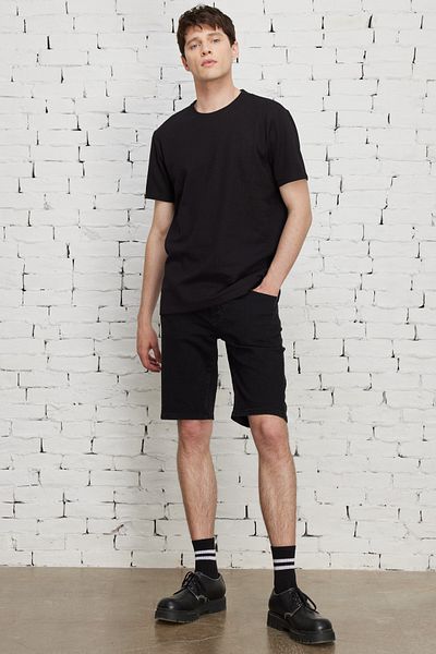 ALTINYILDIZ CLASSICS Schwarzes Slim Fit-T-Shirt aus Baumwolle mit Rundhalsausschnitt für Herren