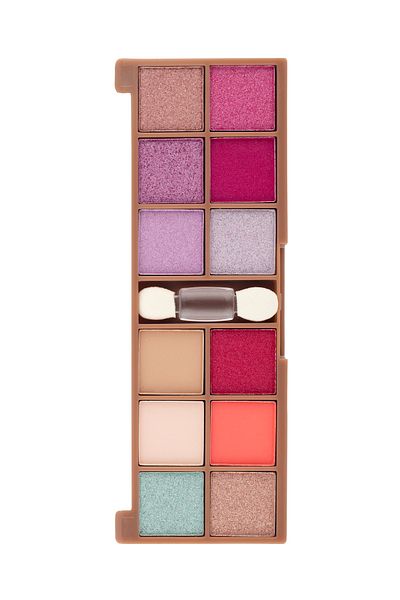 Frapan Charming Mocha Eyeshadow with 12 Colors - 04 Model