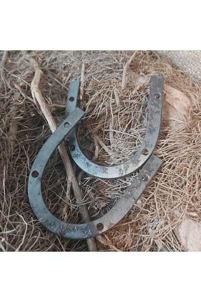 kho military design World War 1 Officer Post Heel Horses (pair)