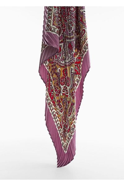 MANGO Woman Patterned Pleated Scarf