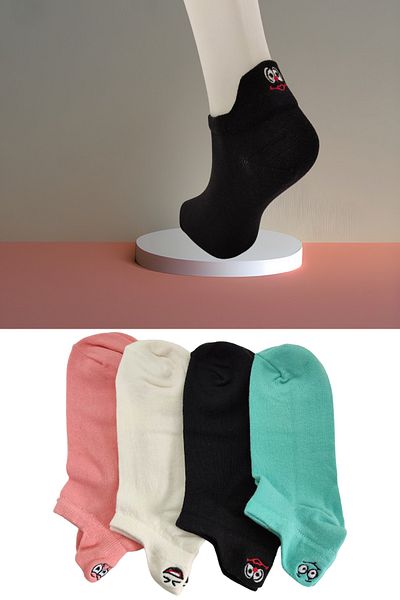 Leement socks 4 чифта памучни чорапи до глезена с емотикони и бродирано усмихнато лице