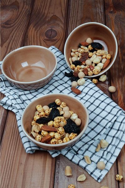 HOMENIVA 3 Porcelain Bowls - Snack and Breakfast Presentation Bowl