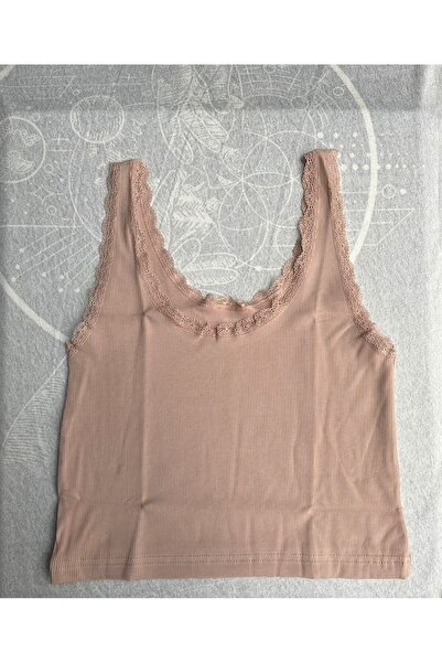 Berrak Kadın Pudra Dantelli Geniş Askılı Crop 7000