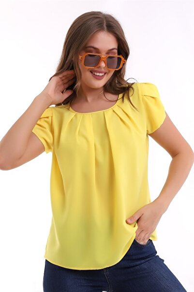 GLAMIFY FASHION Yuvarlak Pileli Yakalı Kol Detaylı Rahat Kesim Kısa Kol Şık V...