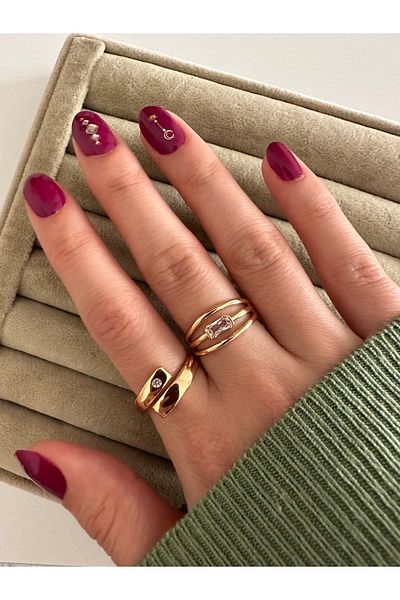 ringbox Gold Stone Spiral Ring