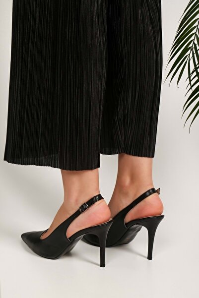 Shoeberry Női Charlotte fekete bőrű sarkú cipő tűsarkú