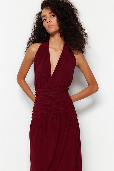 Trendyol Collection Burgunderrotes langes Abendkleid aus Strick TPRSS23AE00245