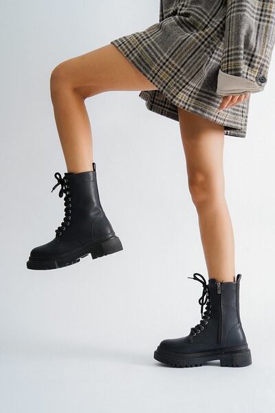 DURUNUN BUTİĞİ Siyah Deri Kalın Tabanlı Kadın Günlük Postal