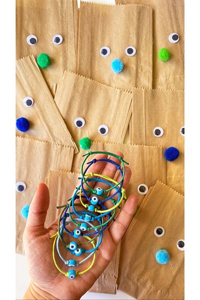 TAKI BY EKİN Set of 10 Gift Bracelets with Colorful String and Glass Evil Eye Beads and Gift Package with 10 Deers