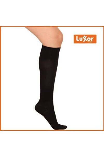 Luxor Women's Knee Length Closed Toe Standard Pressure Travel Socks