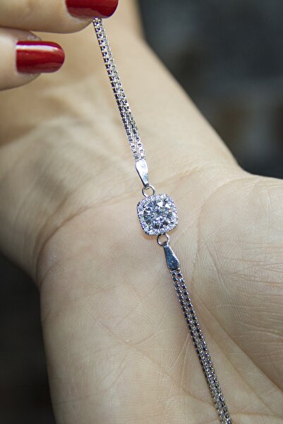 Jewelry For Light , 925 Ayar Gümüş, Zirkon Taşlı, Kare Kasa, Ortası Yuvarlak,...