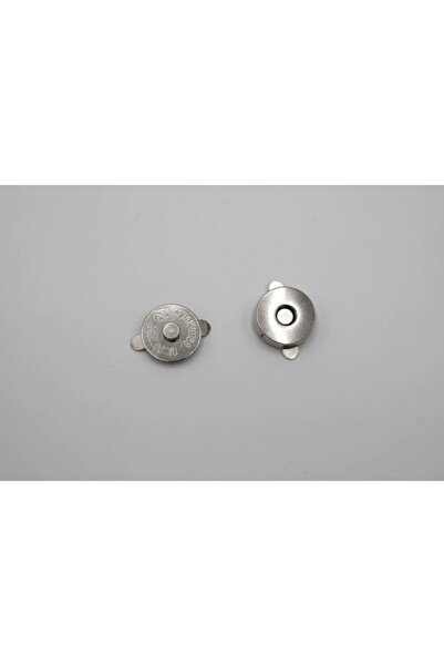 Generic Brand Magnetic Snap Silver